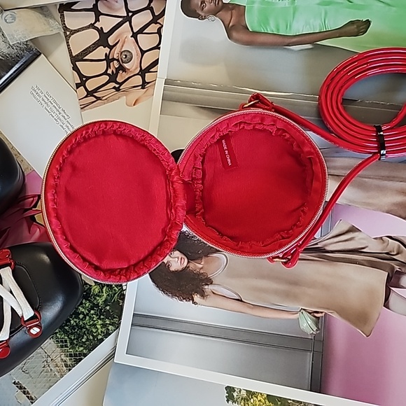 Marc Jacobs Round Red Patent Leather Mini Bag - Picture 6 of 11